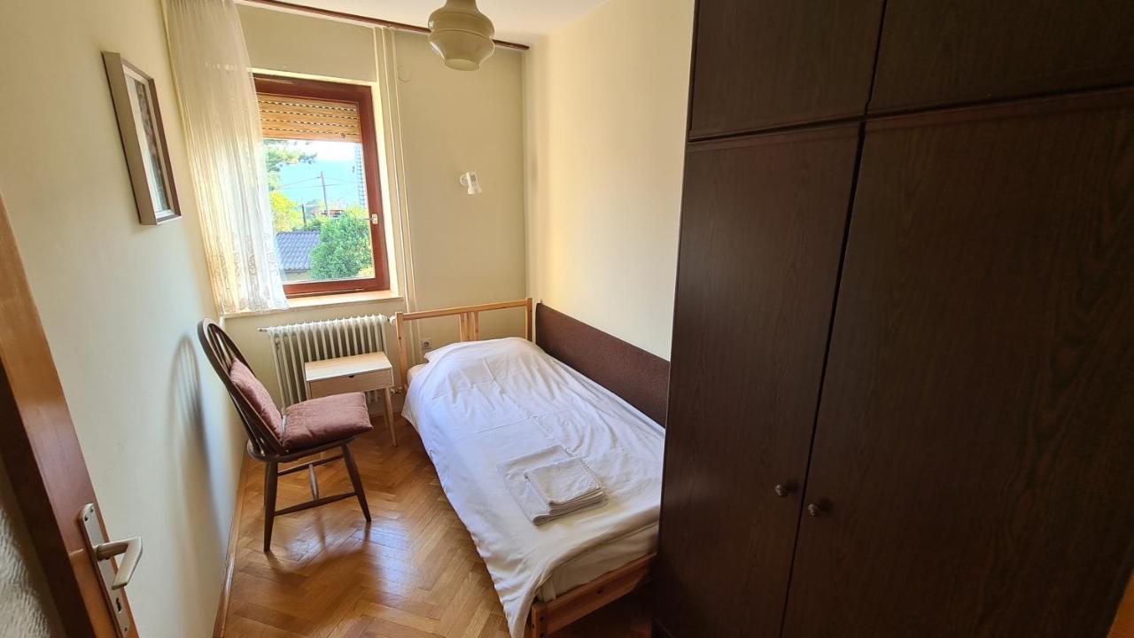Apartment Ajdna Zirovnica Exterior photo